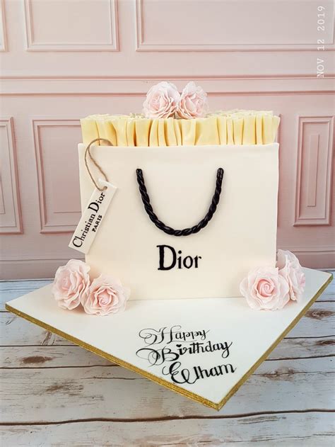 christian dior cakes|Christian Dior bag cake .